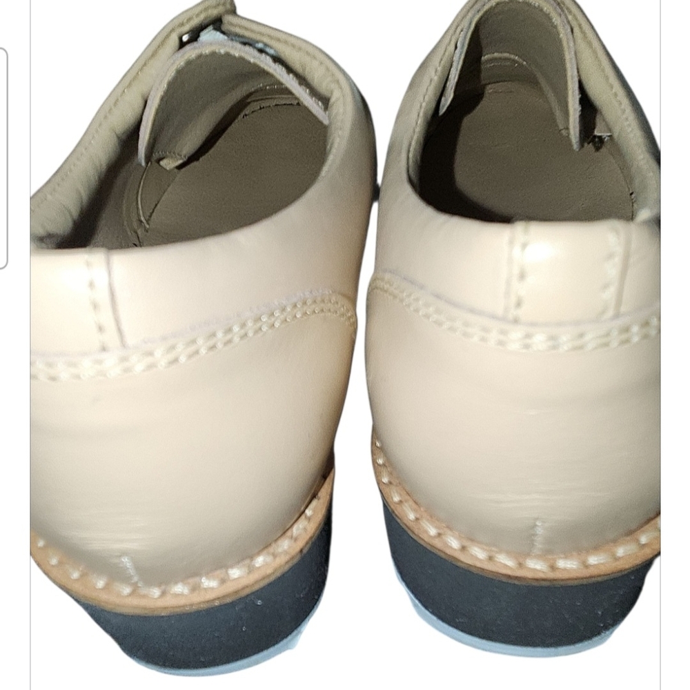 Varley Beige Leather Loafers - Picture 3 of 4